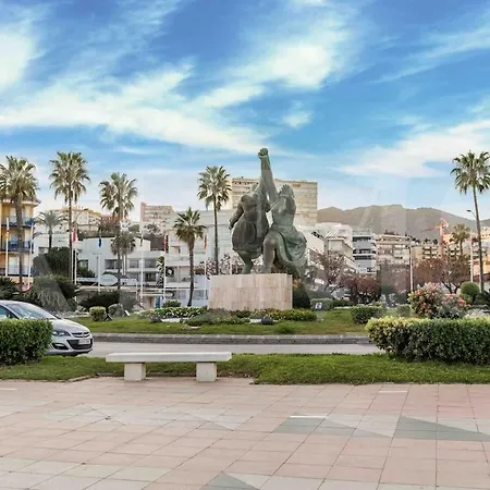 Beachside Escape With Parking And Pool Rems Apartamento *