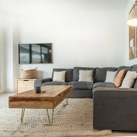 Apartamento Beachside Escape With Parking And Pool Rems *